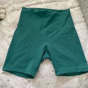 Lululemon biker short